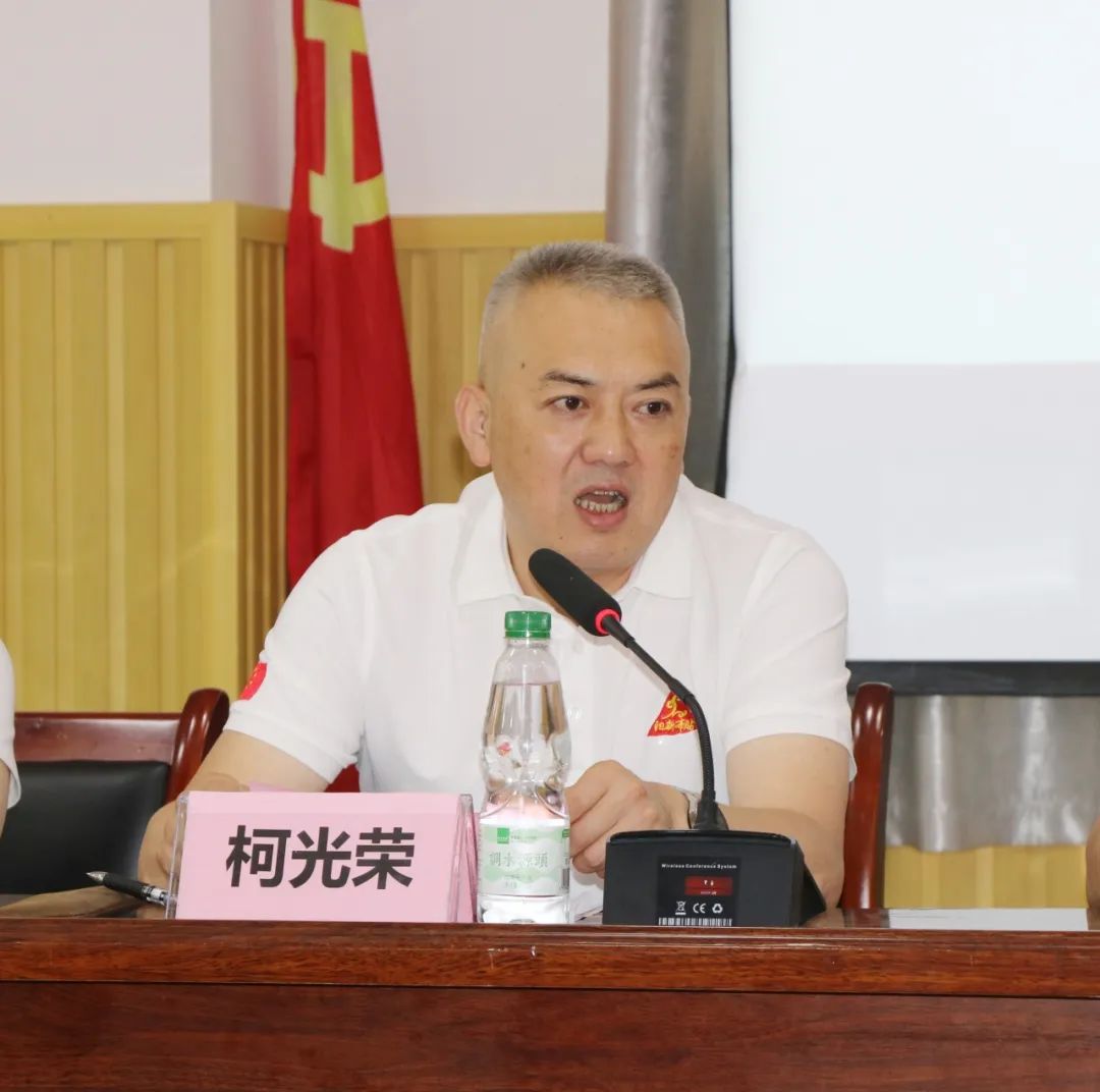 阳新县卫计局副局长胡坤昌期待阳新县人民医院能进一步提升医疗服务