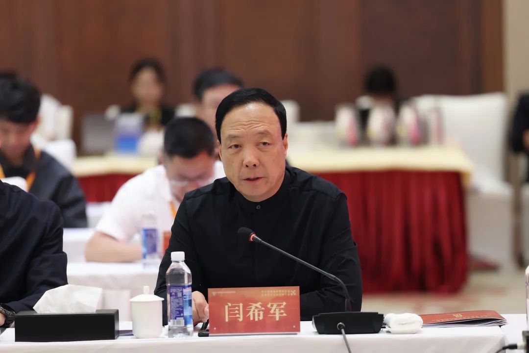 各酒企代表作主旨发言