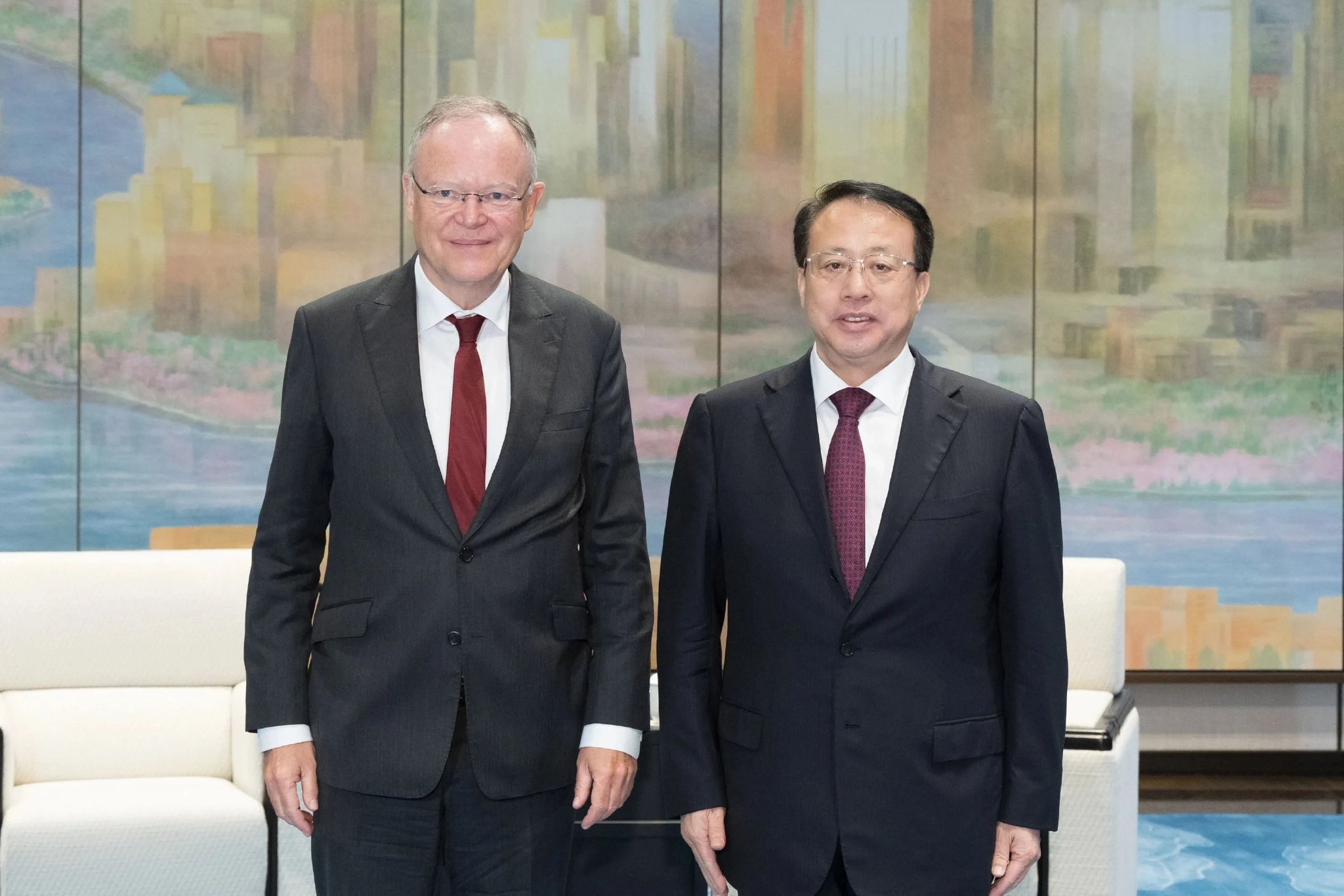 上海市市长龚正会见德国下萨克森州州长施特凡·魏尔