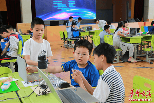 第七届长沙市中小学创客节活动在育英西垅小学圆满落幕