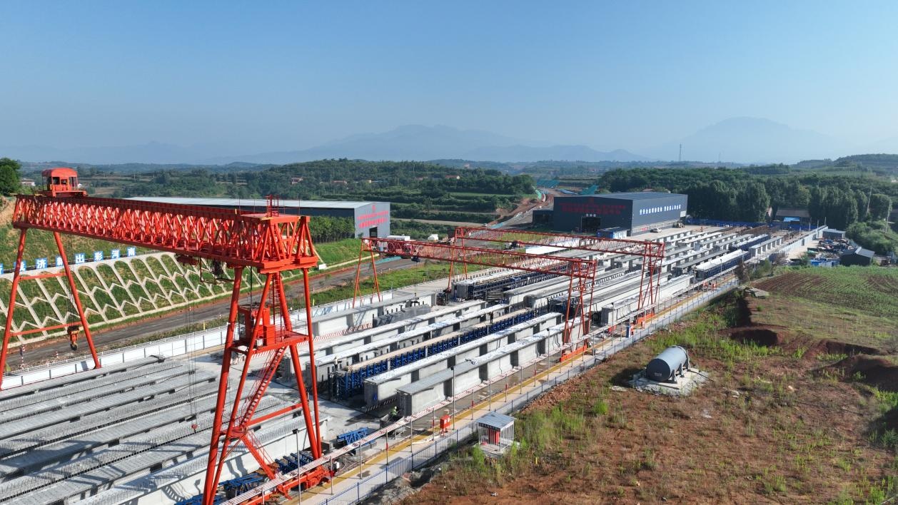 济新高速济源段预制t梁生产突破千片大关