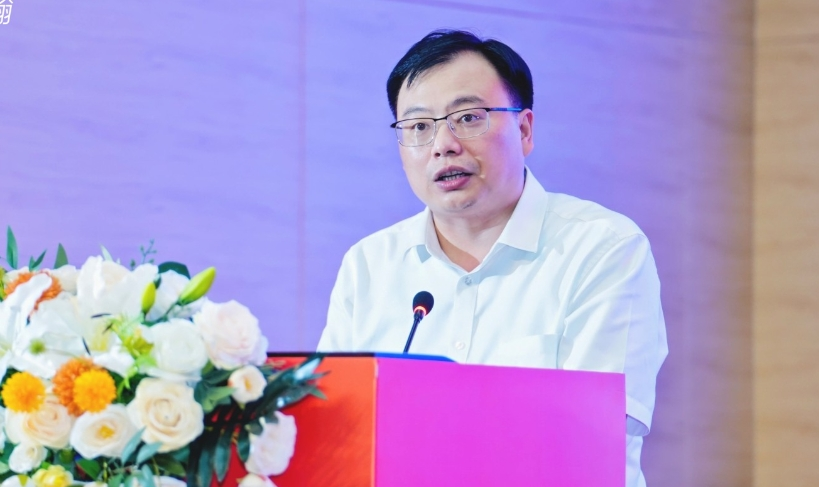 "合肥工业大学党委常委,副书记陈刚教授表示,本次论坛的举办为各位