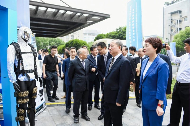 [浙江]2024年浙江省"全国科技活动周"开幕式暨中欧科技创新合作大会在