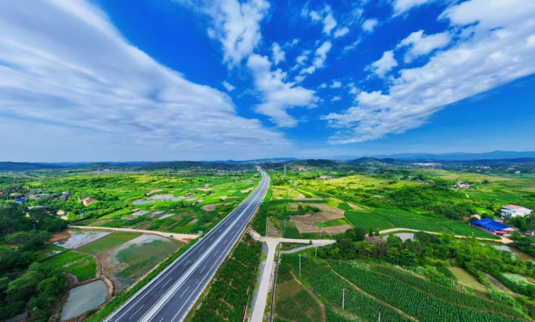 衡永永零高速开通运营!湖南建投集团精心打造湖南首条数字高速