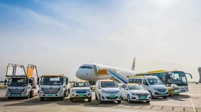 机场地面特种车辆系列(旅客登机车,航空垃圾车,航空清/污水车,行李