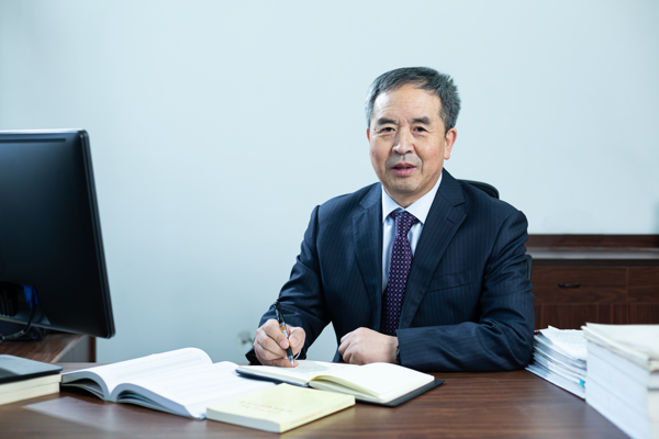 大连理工大学校长贾振元:在推进高水平教育对外合作中贡献大工力量