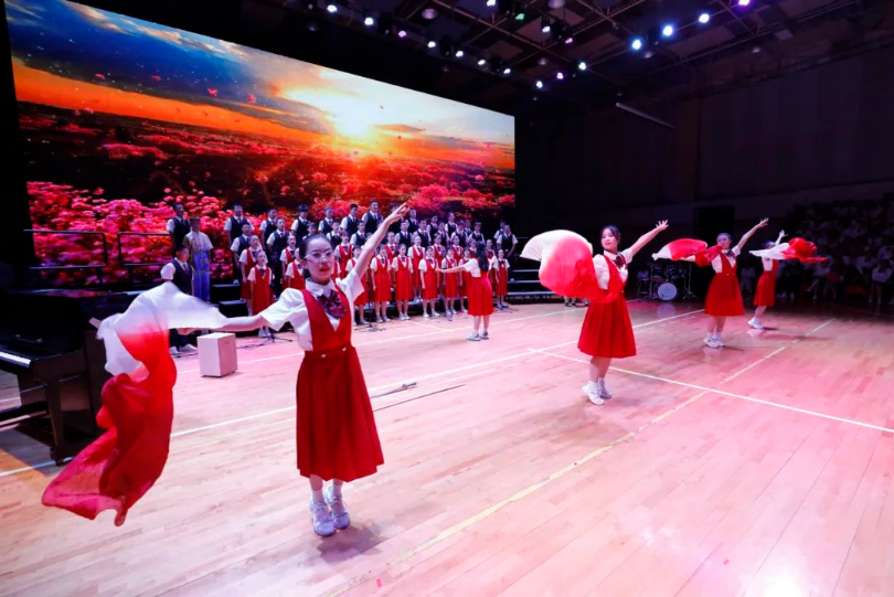 西安市高新逸翠园初级中学举办2024"歌唱青春 梦想启航"班级合唱比赛