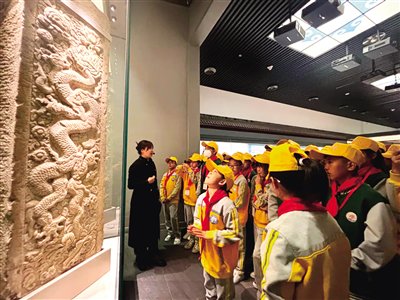 巴依斯古楞  魏子威自全区"民族政策宣传月""民族法治宣传周"活动