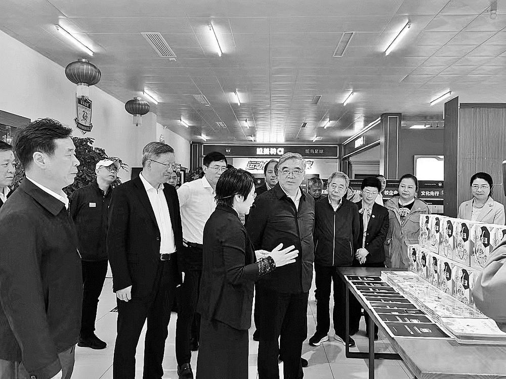 为了活力四射奋力拼搏的青春样貌