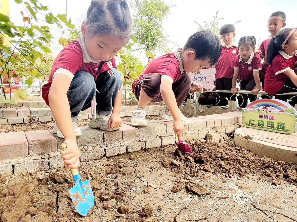 学前教育幼有善育,点亮生命之光;基础教育均衡发展,培根铸魂启智增慧
