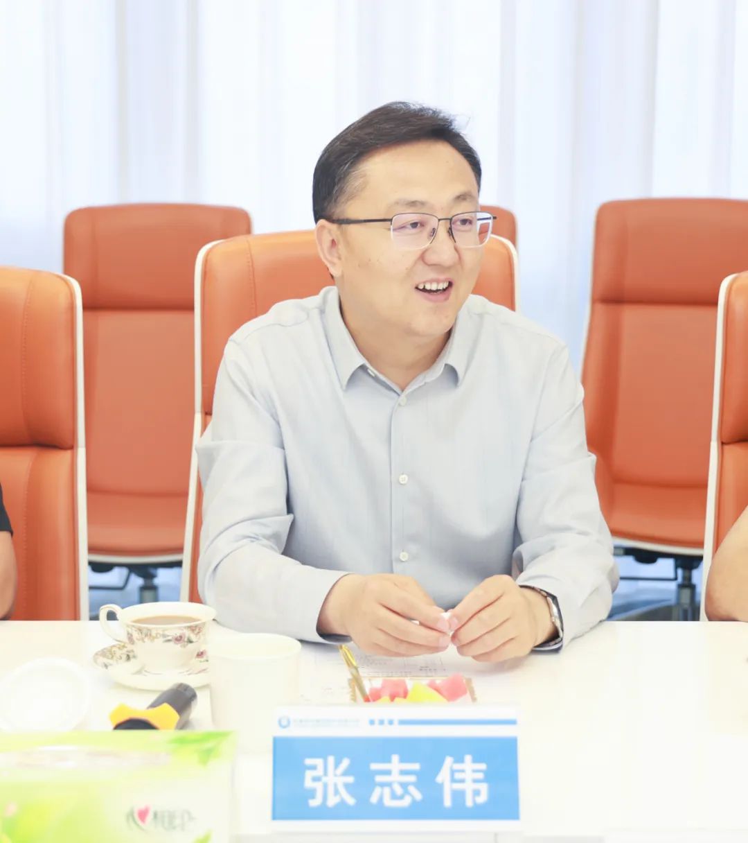 元宝山区委副书记,区政府区长张志伟一行莅临悦康药业考察指导