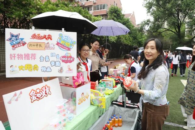资助位于江西的上海新黄浦井冈山希望小学(江西泰和县桥头镇中心小学)