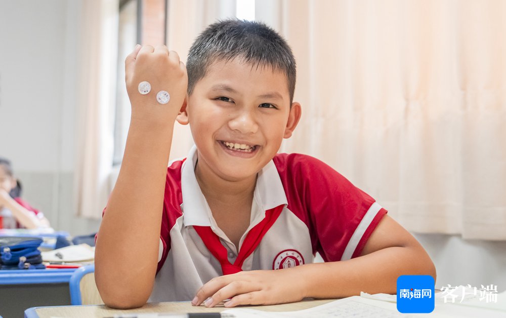 你笑起来真好看丨走进校园 遇见这个夏天最灿烂的笑脸