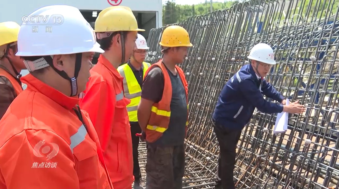 不仅能直接对接工作岗位,他们还将持证上岗.