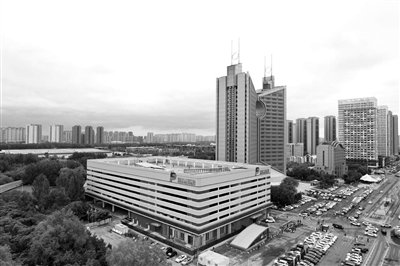 沈阳世纪大厦站立体停车场建成并试运行