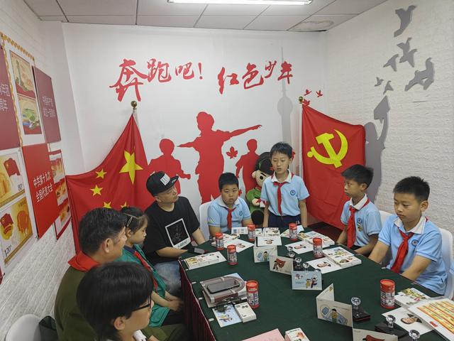 小小"收藏爱好者"集结!红色少年主题邮局研学活动开展