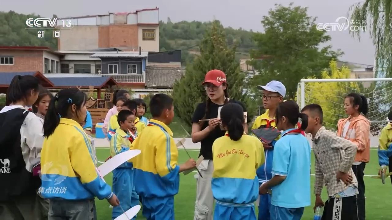 李向鹏来自和政县的一个教育研学实践基地,是全国青少年科技辅导员,被