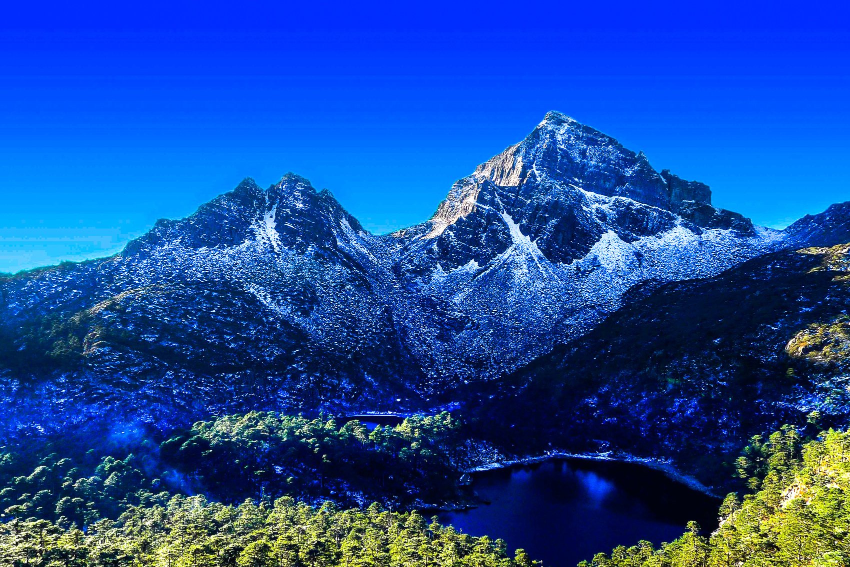 5月30日,记者从凉山州螺髻山景区管理局获悉,螺髻山景区全力推进国家