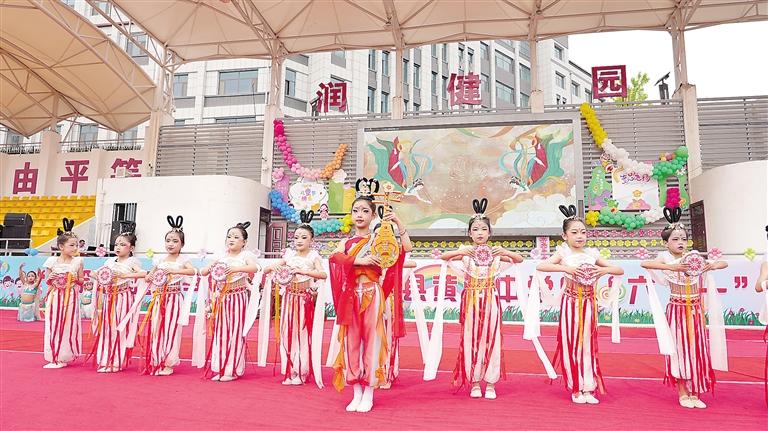 永靖县黄河中学庆"六一"舞蹈表演积石山县举行以"感恩奋进建美好家园