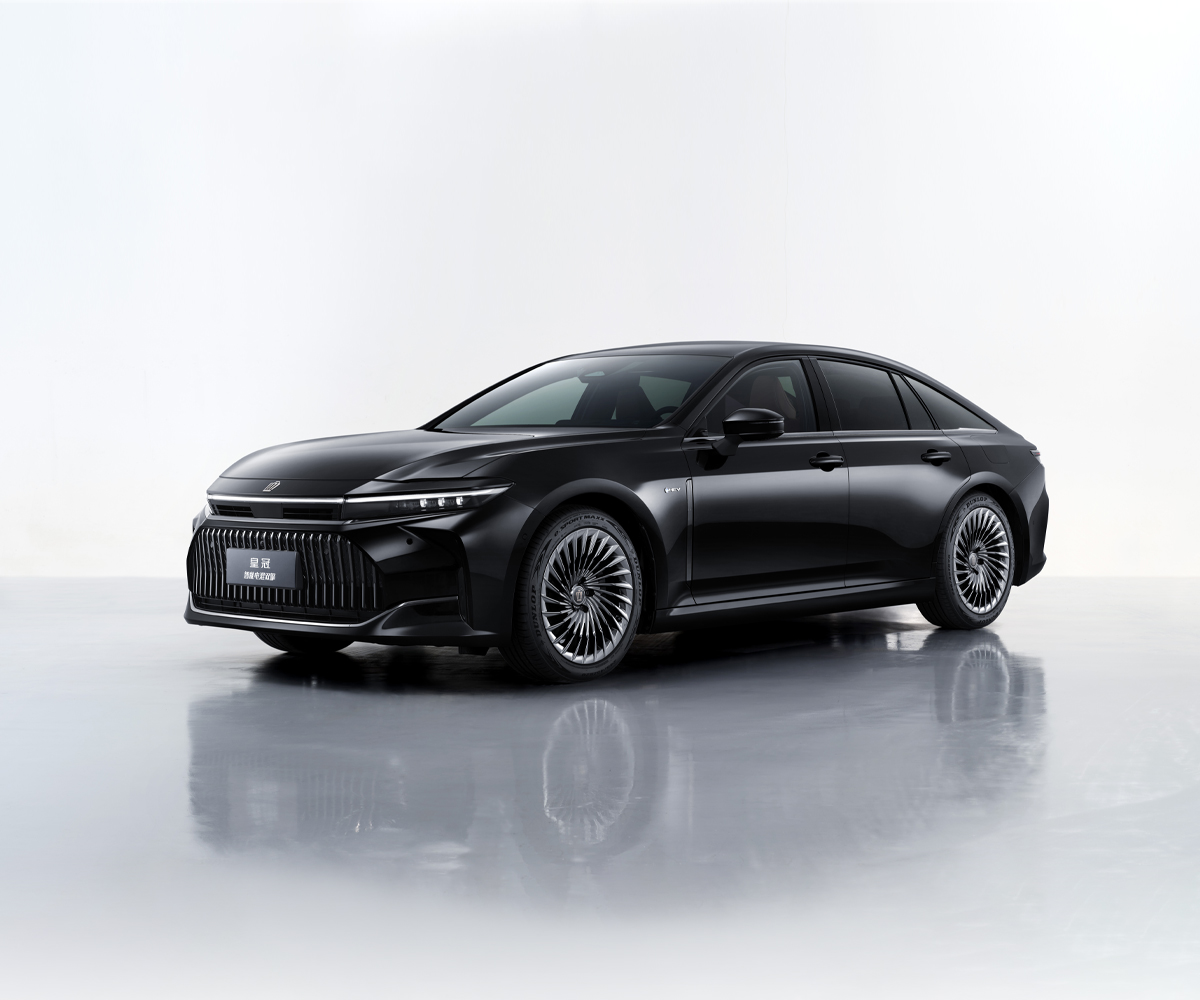 丰田皇冠；图片来源：丰田官网