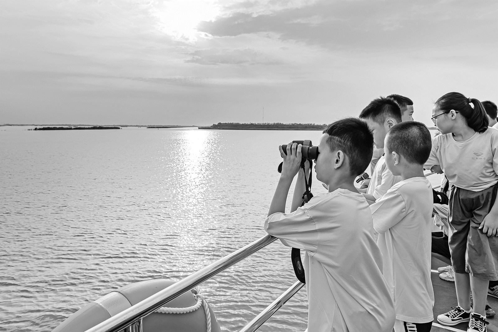 一湖好水 观鸟成"金"