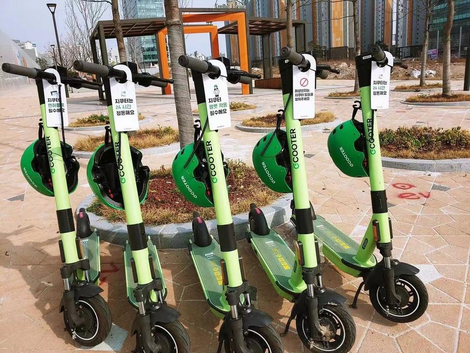 "以近年来日韩广受欢迎的共享电动滑板车为例,九号作为全球最主要的