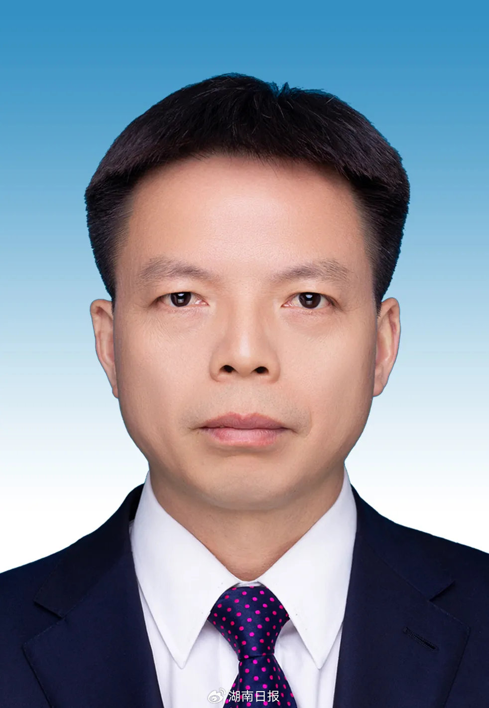 副市长 周志凯工作分工:负责自然资源,城乡规划,住房和城乡建设,居民