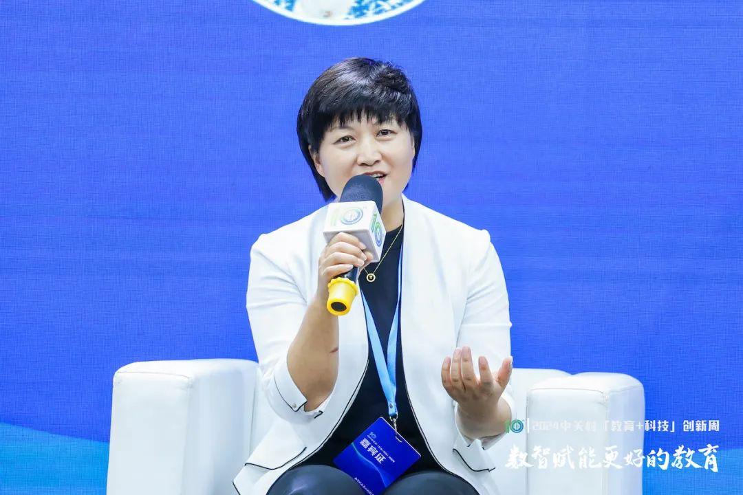 北京市顺义区高丽营第二小学支部书记,校长 张岩北京市建华实验亦庄
