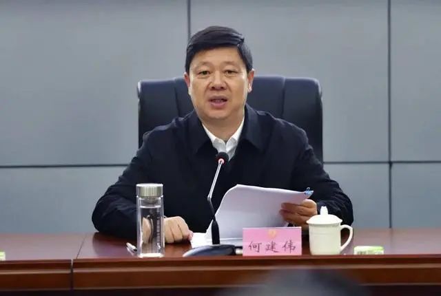 贪官花了数百万,历时十余年建"何家大院",还未完工自己就落马了