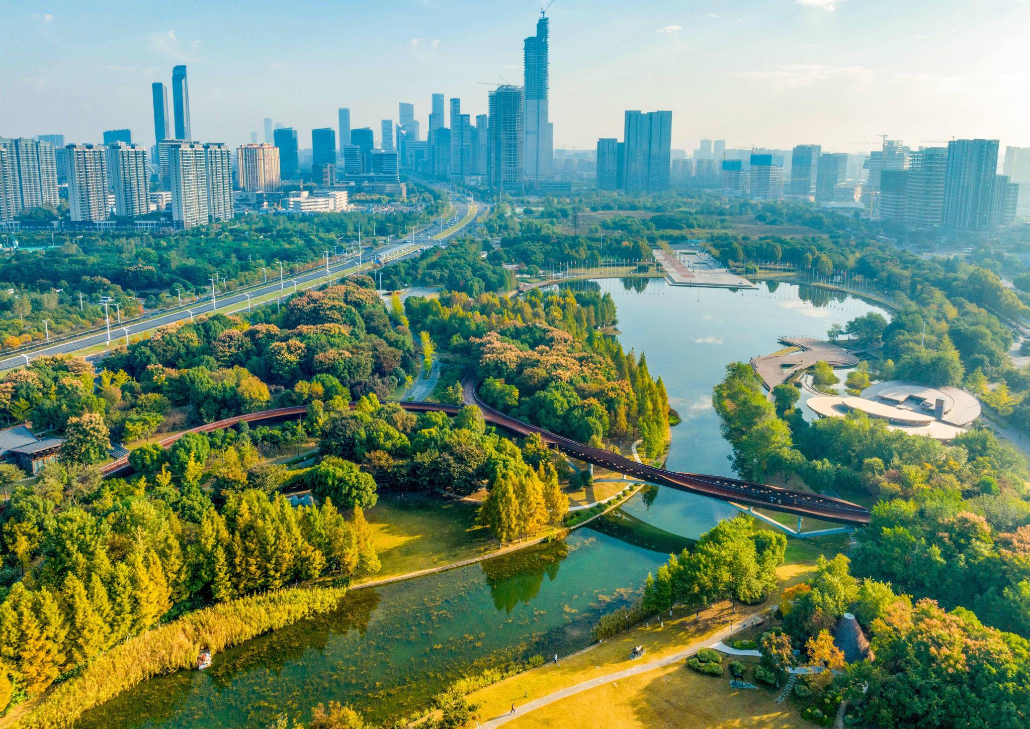 江苏南京:擦亮"生态底色",提升"发展成色"