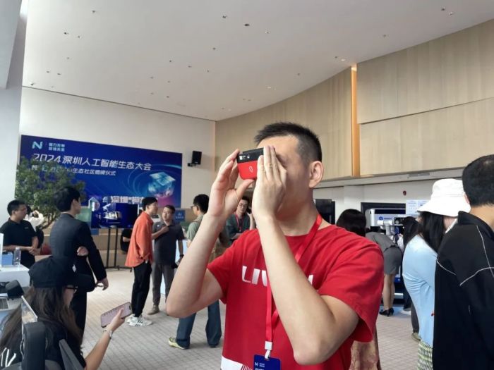 深圳人工智能生态大会,看到科技ai视频会议一体机火爆圈粉,深圳市长
