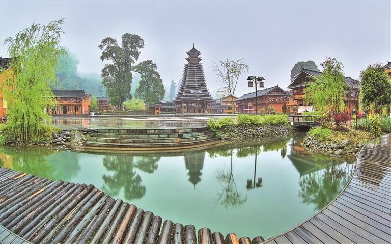 梵净山下美丽的寨沙侗寨.九龙洞温泉度假庄园.