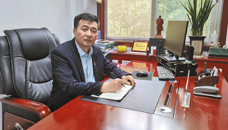 自信登场 奔赴梦想丨蒲城县第三高级中学校长 乔建虎