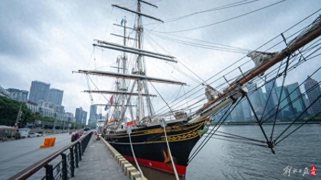 19世纪古帆船”穿越“来到上海,它不只是件艺术品|荷兰_新浪财经_新浪网