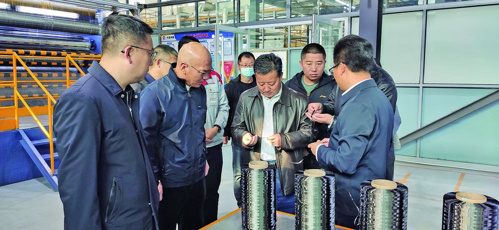 调研组在海东市就《海东市爱国卫生工作条例》开展立法调研.