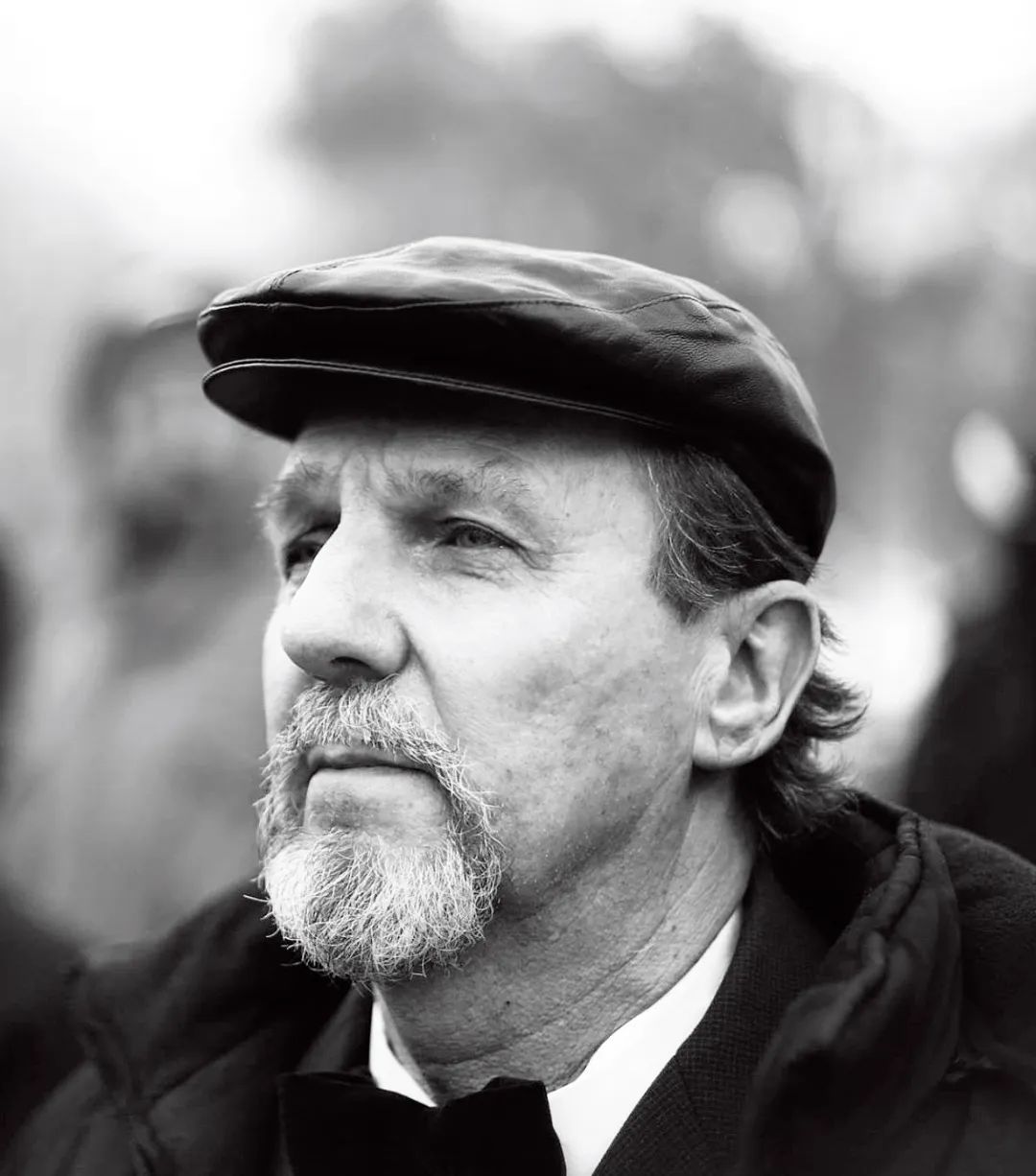 辛图拉.然而,赶走菲佐的反对派随即陷入无休止的内斗.