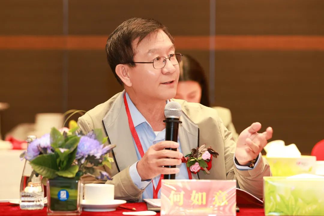 会后,悦康药业集团董事长于伟仕受邀接受人民日报健康客户端,cctv央