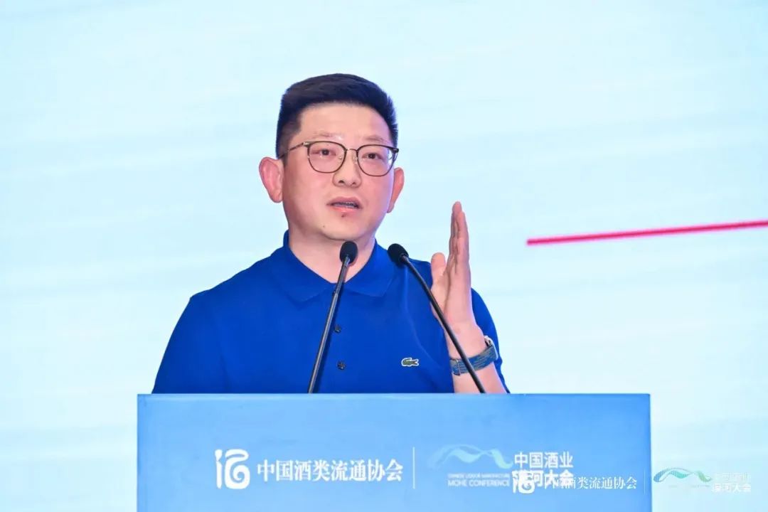 ▎北京君度咨询总经理 云潇雨会上,云潇雨围绕"重塑东北酒的价值体系"