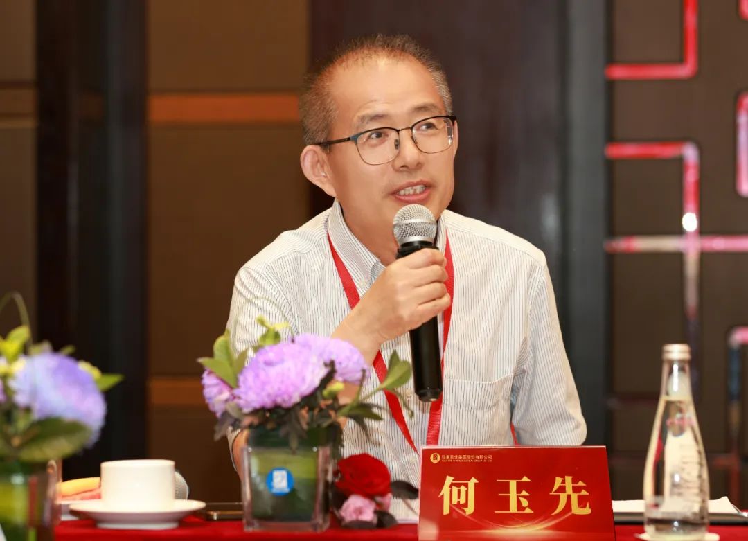 会后,悦康药业集团董事长于伟仕受邀接受人民日报健康客户端,cctv央