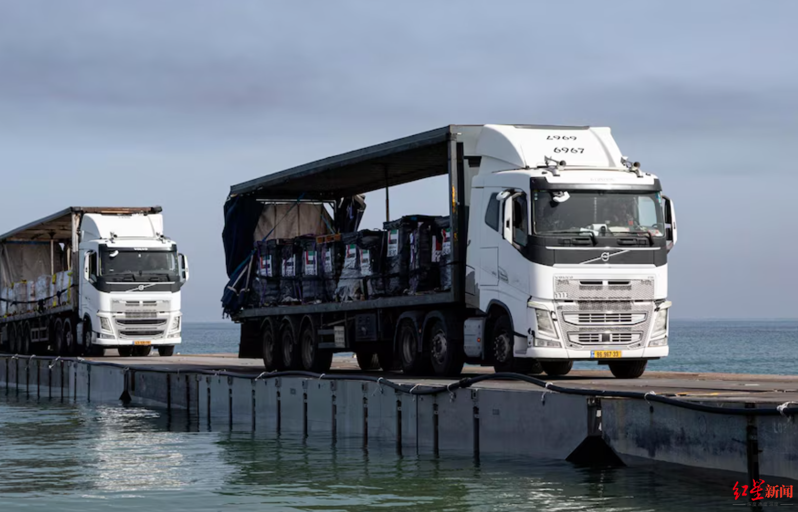 ▲美国设立的临时码头短暂地发挥作用