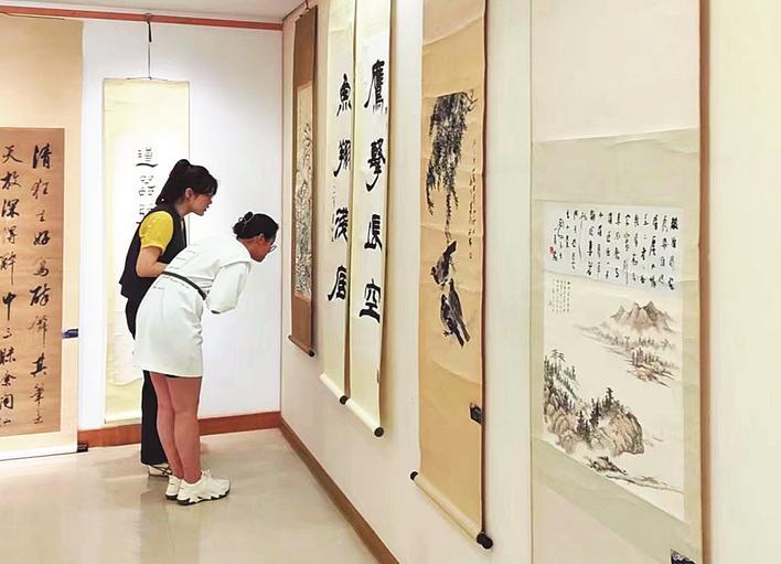品赏名家书画_弘扬传统文化 图1