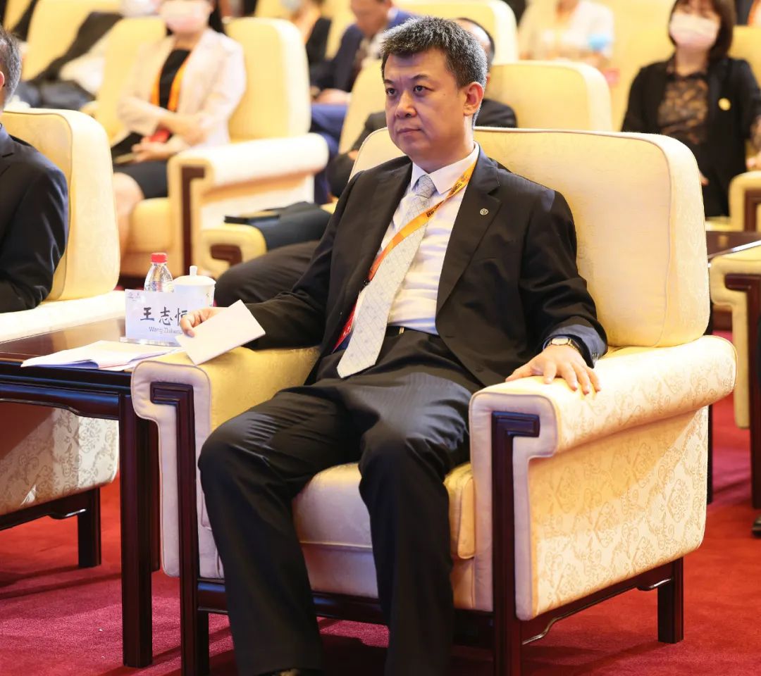 5月22日,王志恒出任中国农业银行党委副书记.