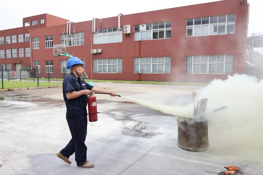 农牧新闻|"安全生产月,守护你我他"——康德权消防演习及安全培训活动