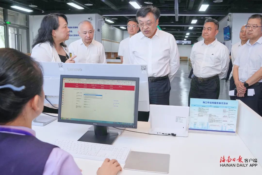 冯飞专题调研"诚信海南"建设情况