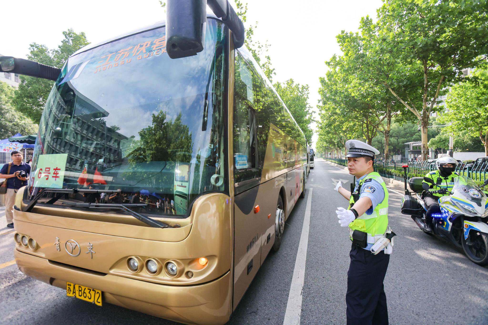 江苏南京:暖心护航,助力考生乘风破浪