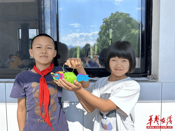 溆浦县大江口镇小江口中心小学举行端午节活动