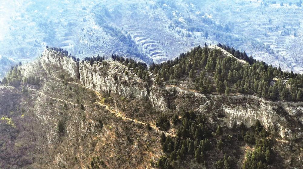 邯郸秘境: 大寨山上发现千年石头村寨