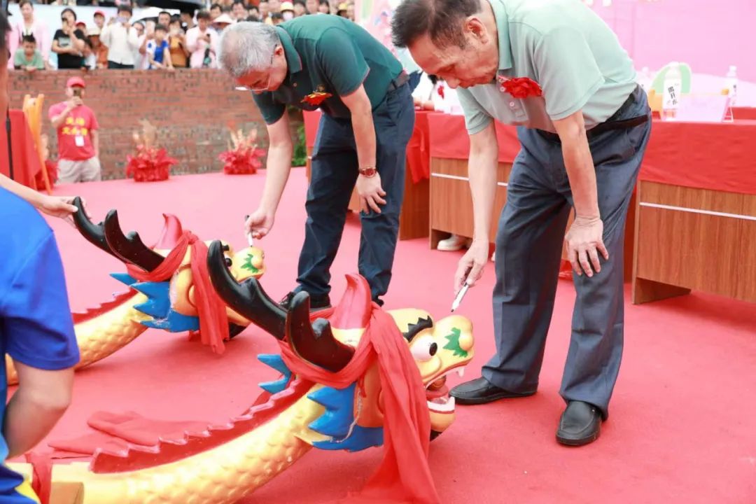 龙塘竞渡,乘风破浪!乐东利国镇冲坡村端午节龙舟赛开赛