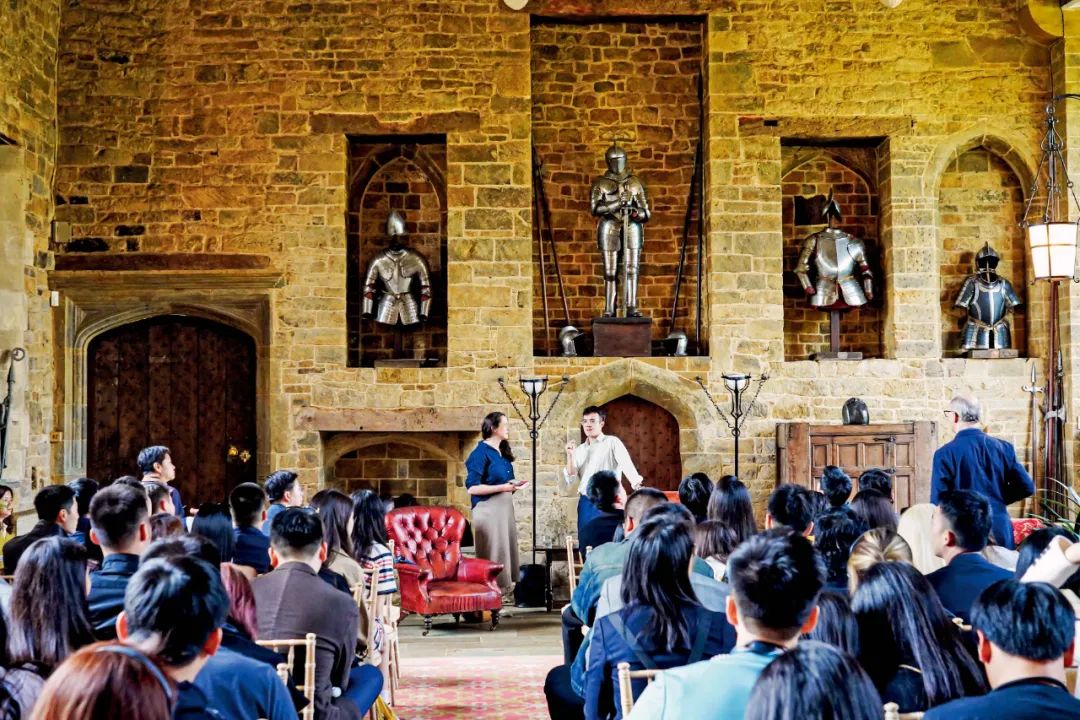 接力长江课程海外模块在英国牛津大学访学.图/受访者提供