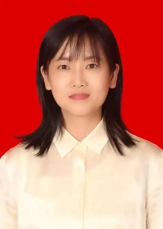 曾任宁夏回族自治区吴忠市红寺堡区委副书记,自治区发展和改革委员会